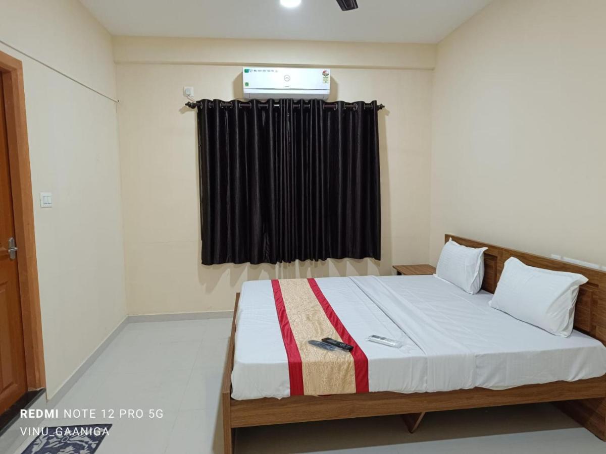 Premier Inn Lodge Mangalore Exteriör bild