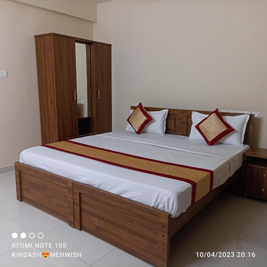 Premier Inn Lodge Mangalore Exteriör bild