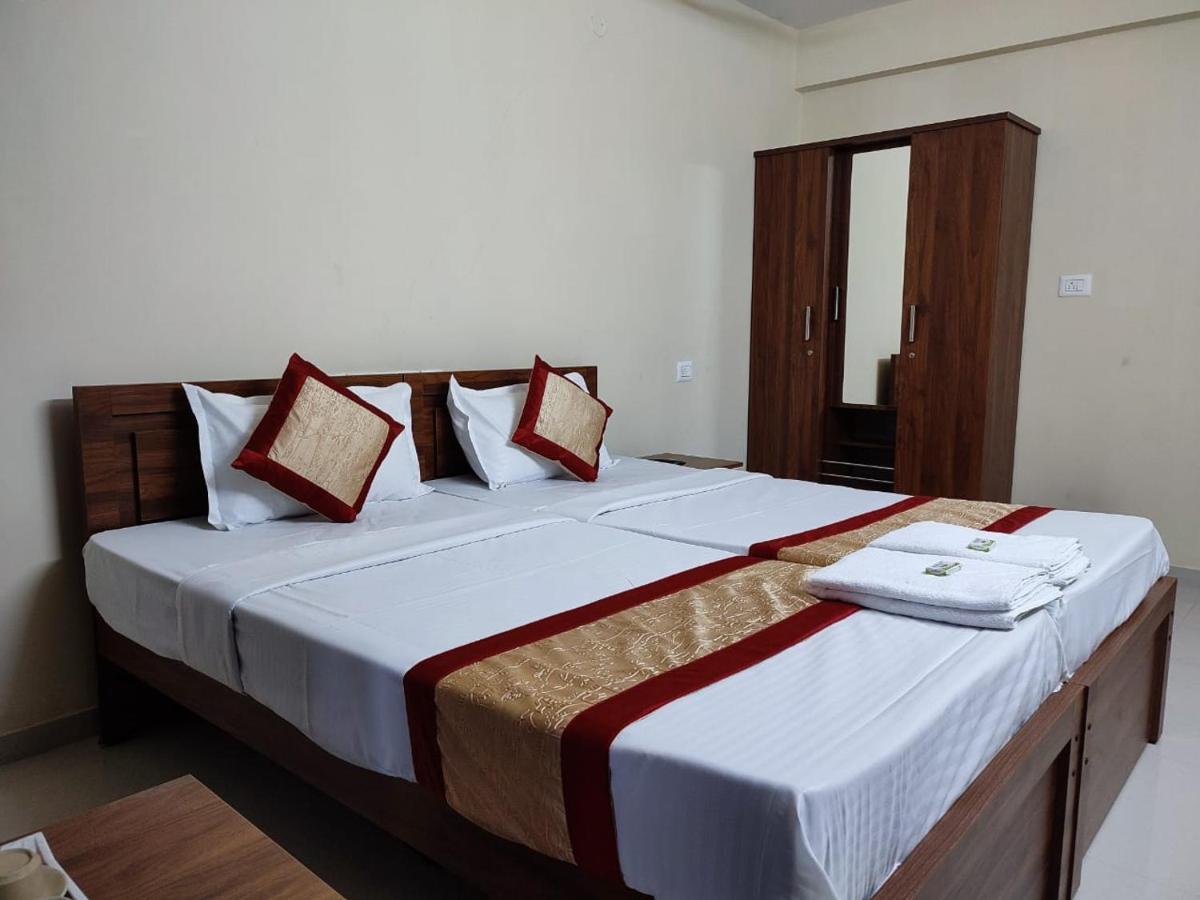 Premier Inn Lodge Mangalore Exteriör bild